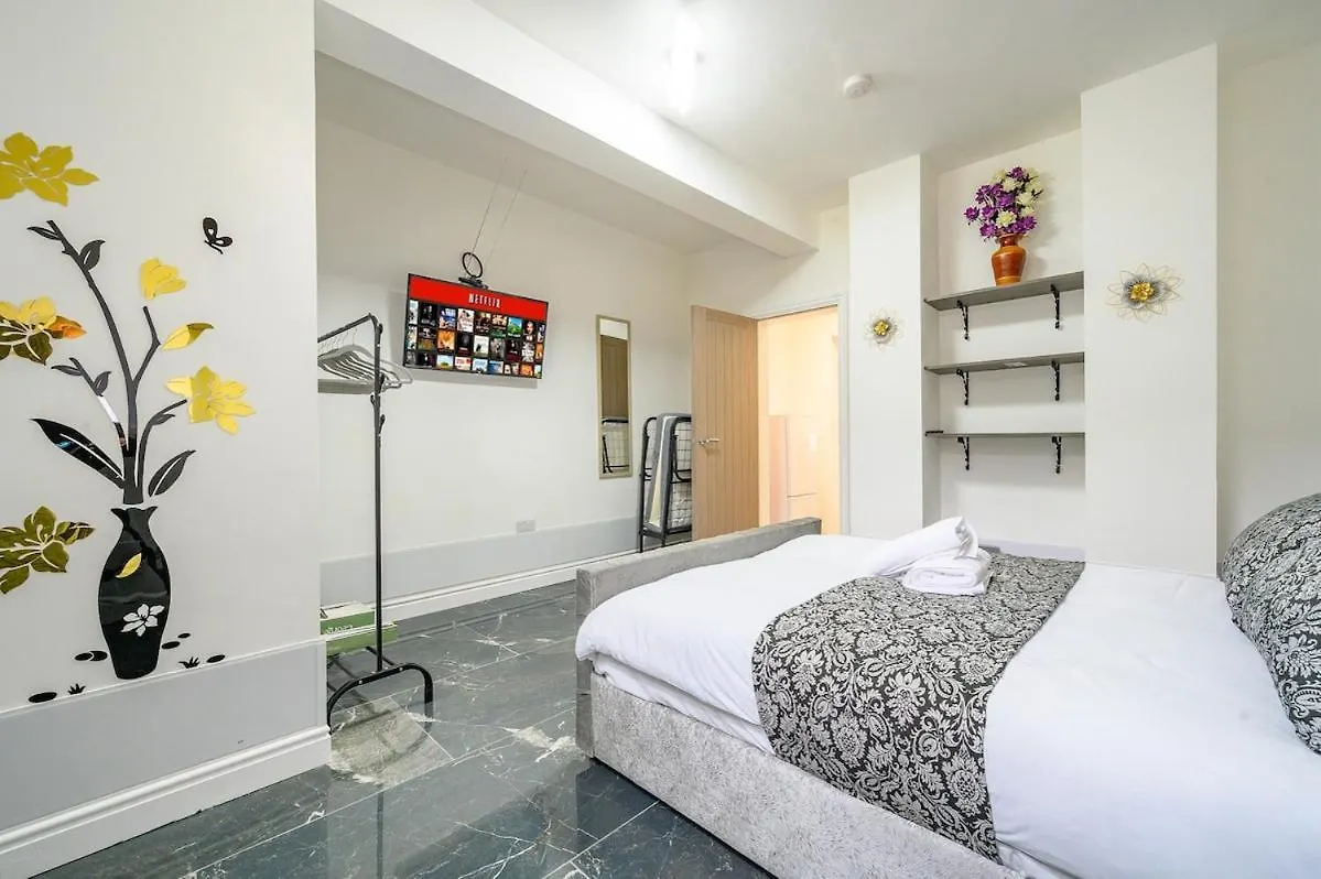 -75Acr- Setup For Your Relaxed & Amazing Stay Leeds